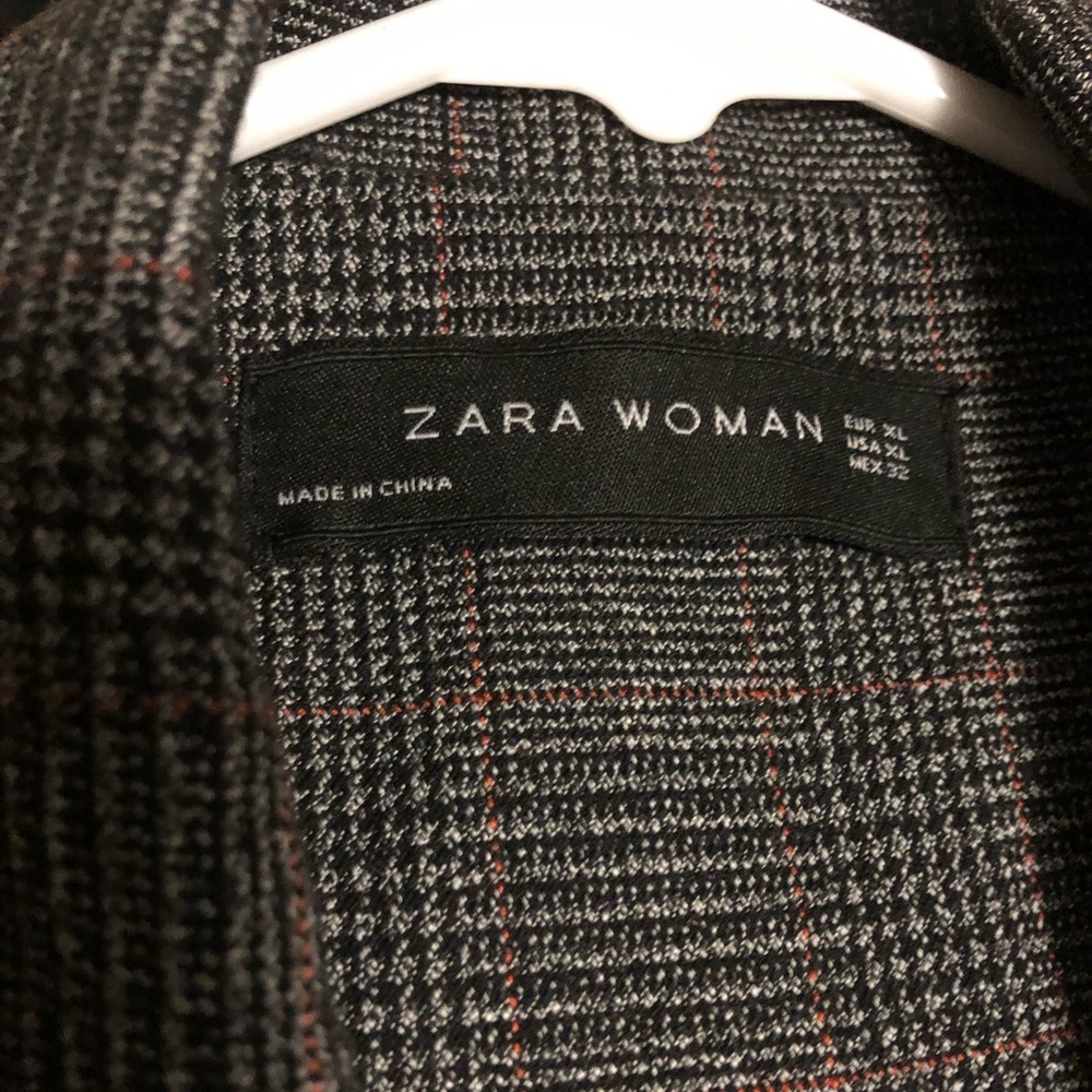 Zara Women’s Blazer